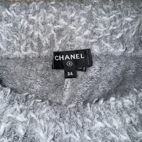 Chanel 21A RARE Turnlock Joggers Set - Picture 11 of 13
